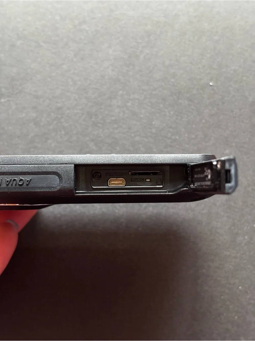 Samsung HMX-W300 Waterproof Full HD Pocket Camcorder | Open Box